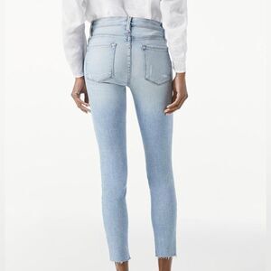 Frame Le Skinny de Jeanne Crop Jean raw hem ripped distressed jeans